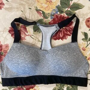 PINK Active sports bra